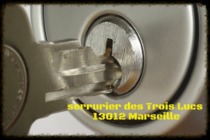 serrurier urgence 23 avenue du Bousquetier 13012 Marseille
